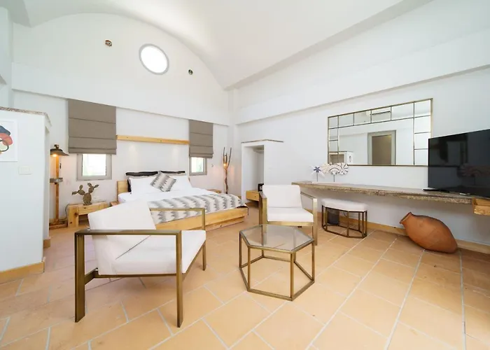 Odette Bed & Breakfast 4*